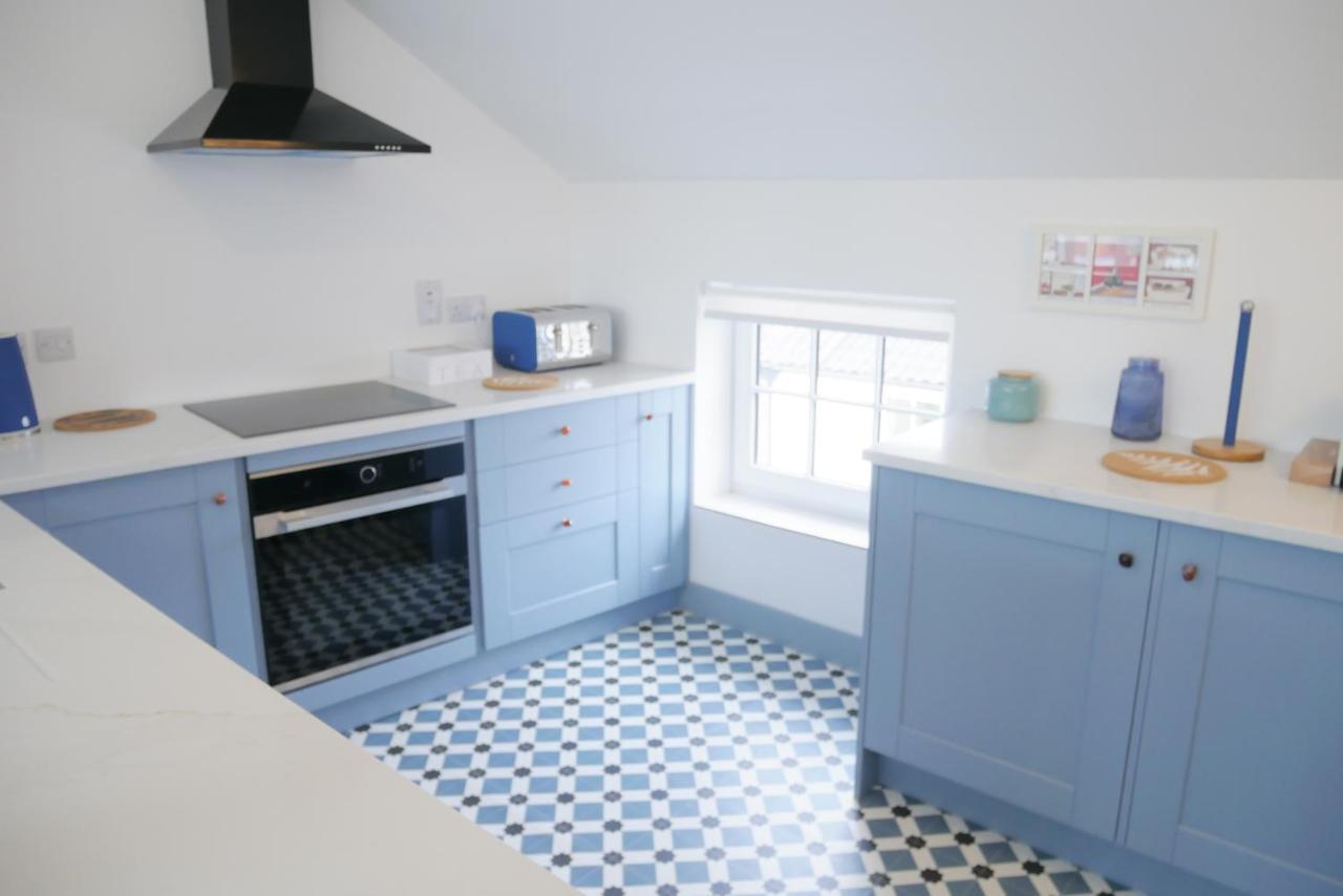 Sunset View, 2 Bedrooms In The Heart Of Holt With Parking Εξωτερικό φωτογραφία